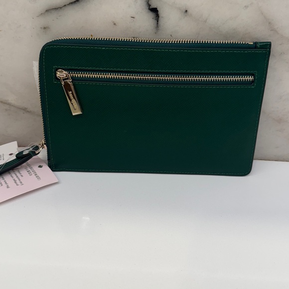 NWT Kate spade wristlet - Picture 3 of 3